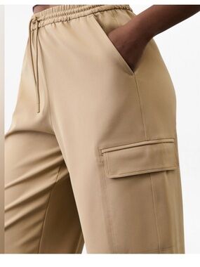 Athleta Promenade Cargo Wide Leg Pant- Brownstone Beige Size Large